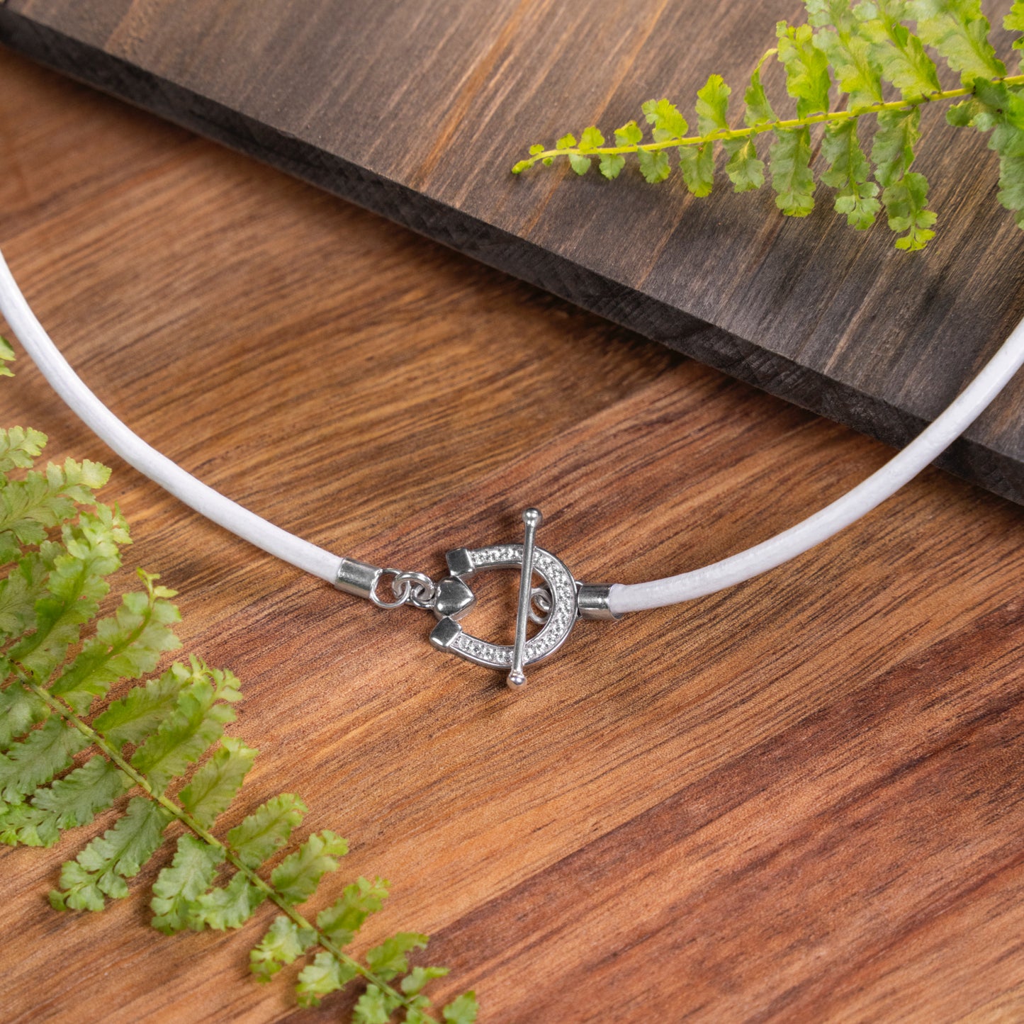 Nexus Collection Horseshoe Charm Necklace